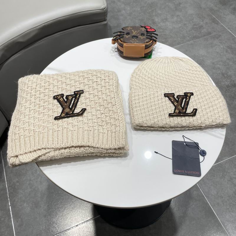 LV scarf hat (158)