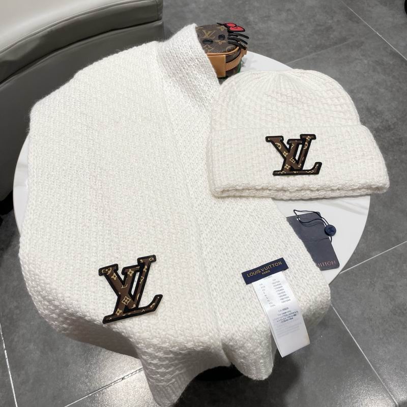 LV scarf hat (160)