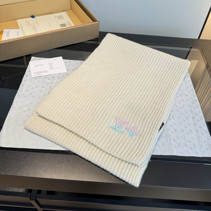 LV scarf hat (210)