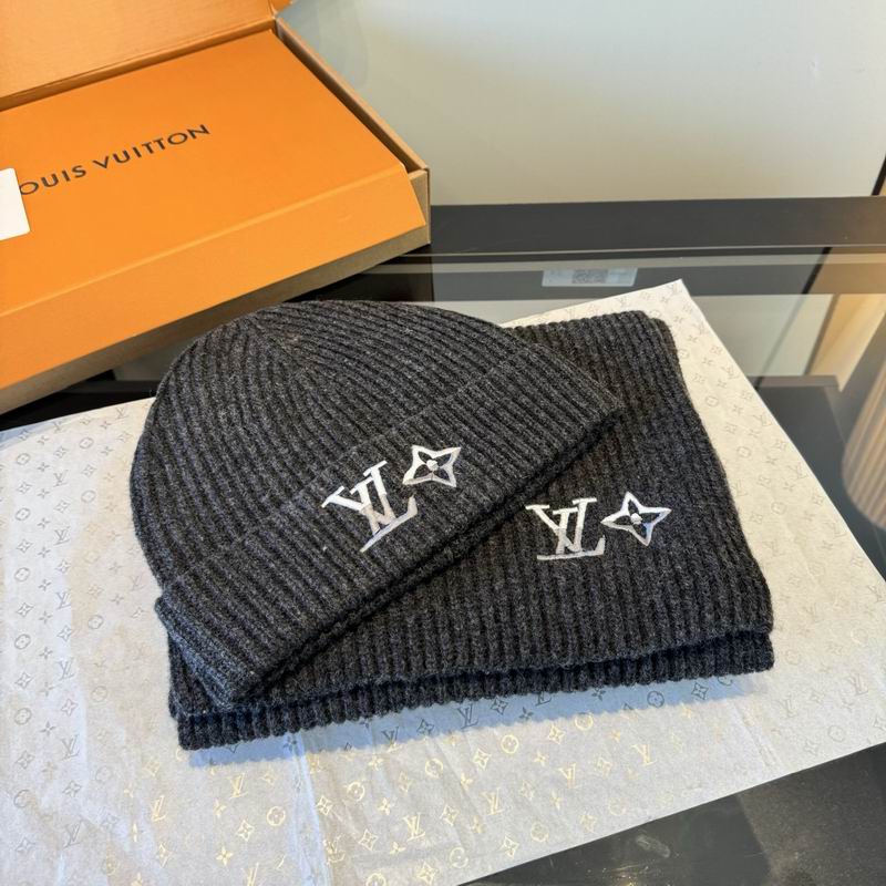 LV scarf hat (231)
