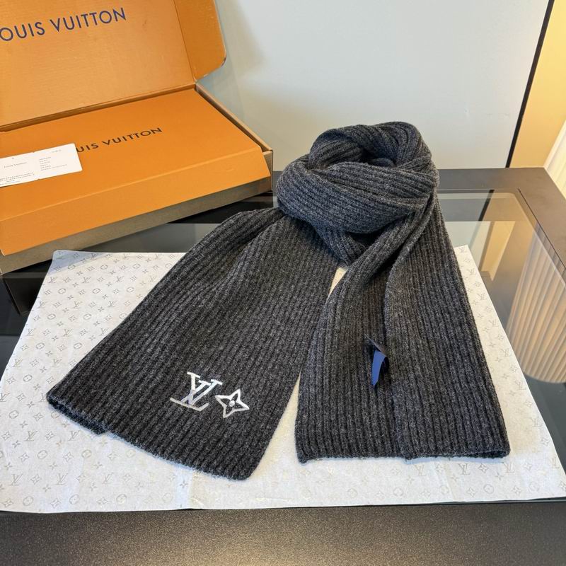LV scarf hat (232)