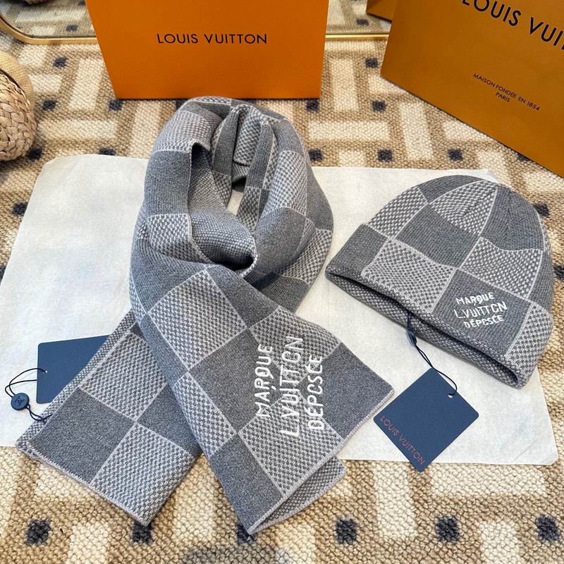 LV scarf hat (242)