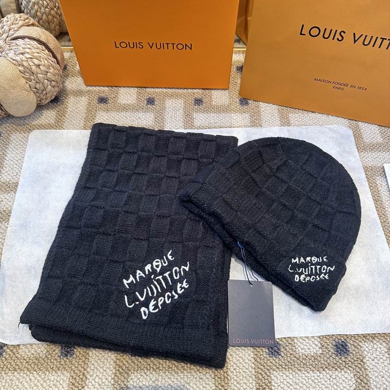 LV scarf hat (247)