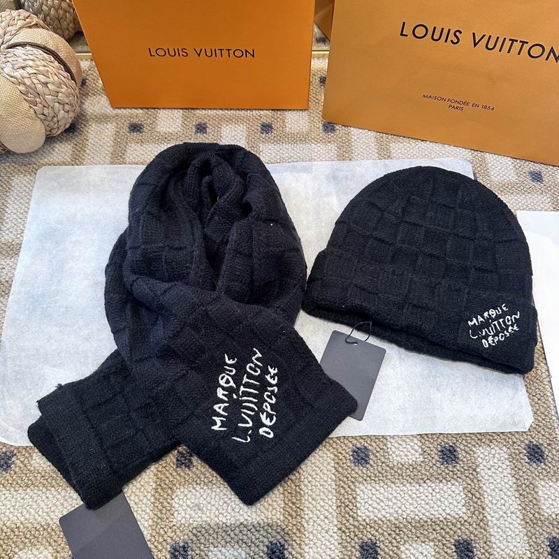 LV scarf hat (253)
