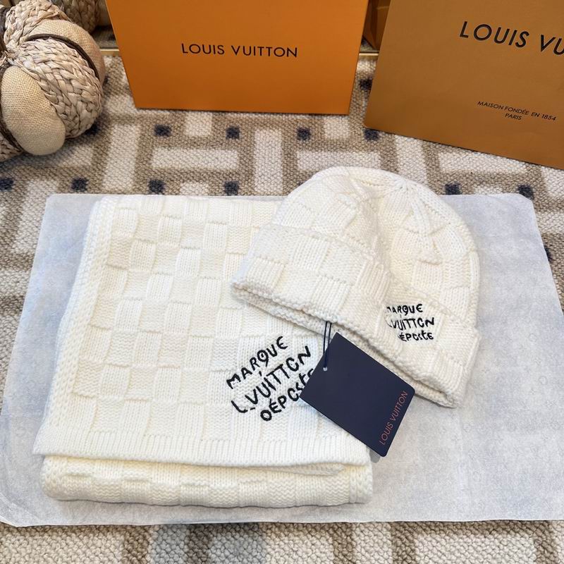 LV scarf hat (254)