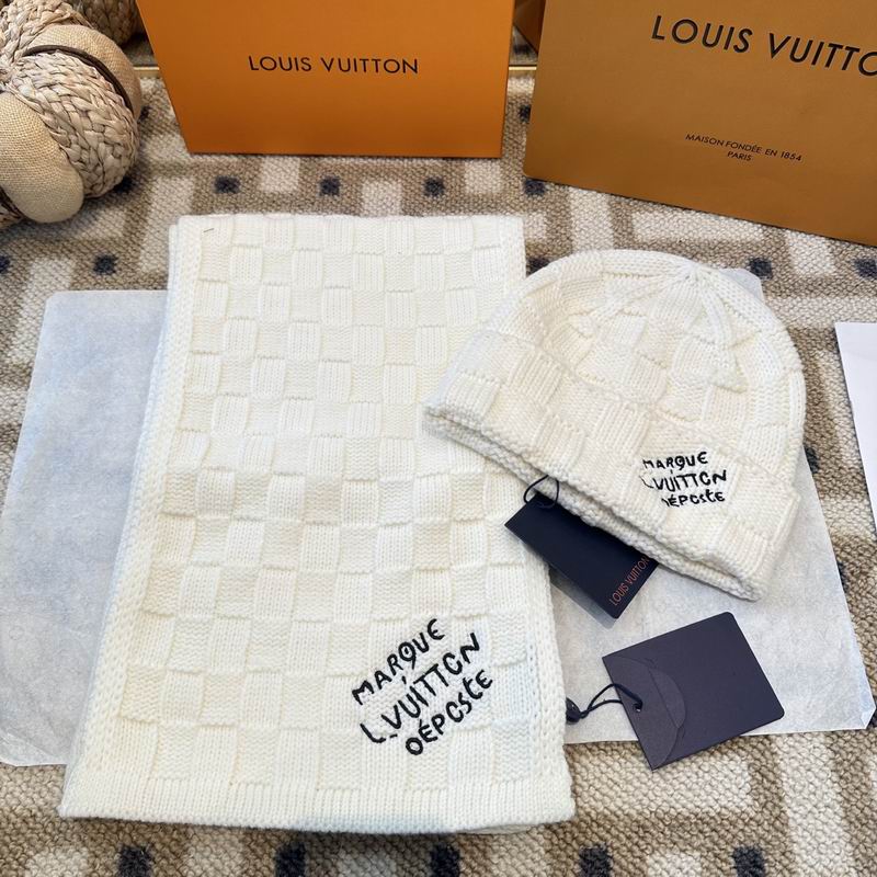 LV scarf hat (255)