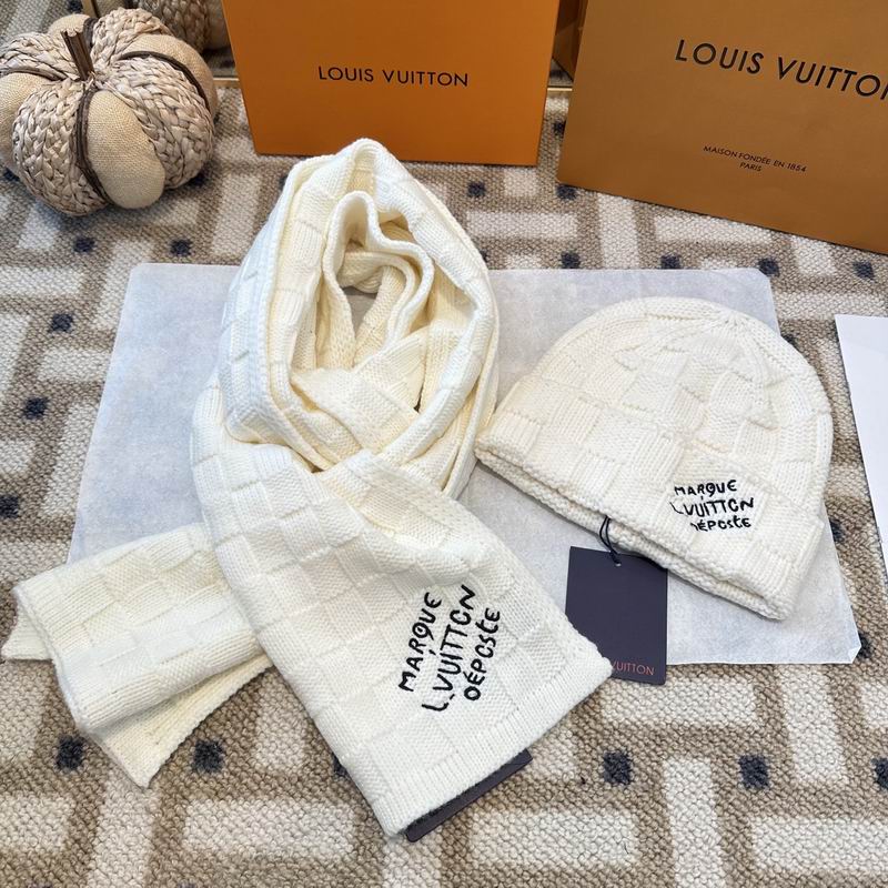 LV scarf hat (259)