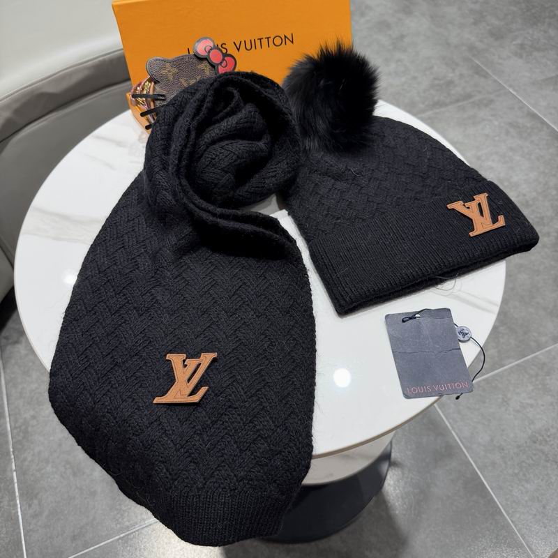LV scarf hat (333)