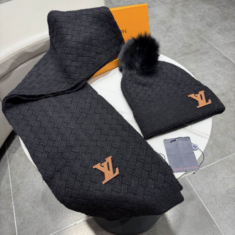 LV scarf hat (335)