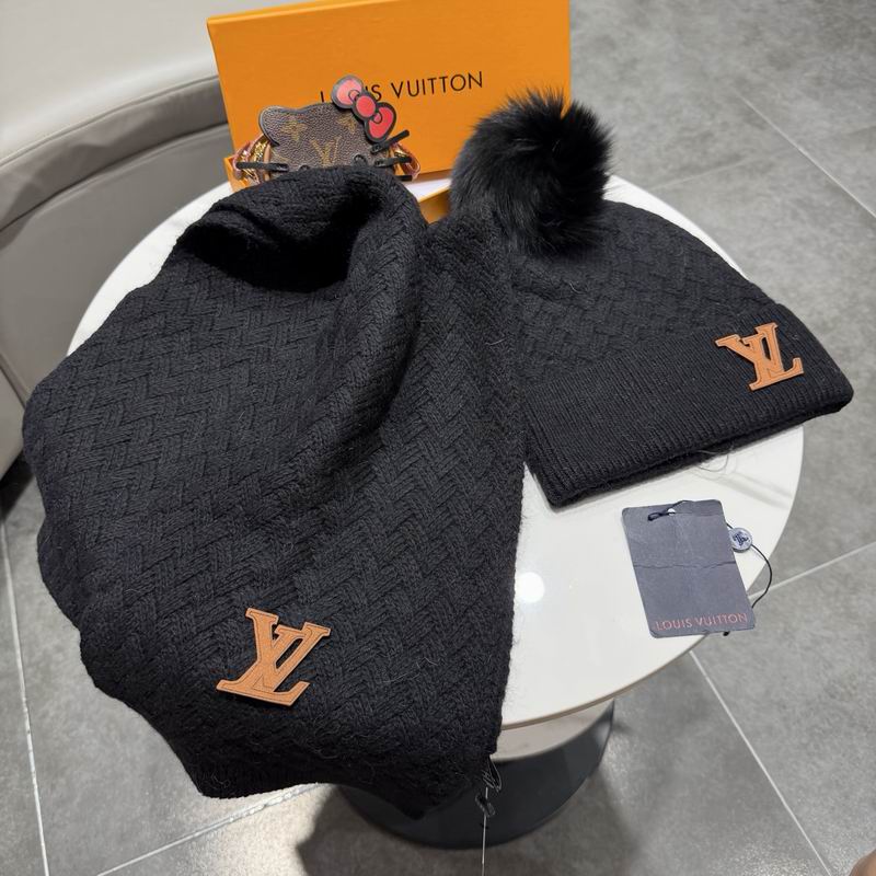 LV scarf hat (336)