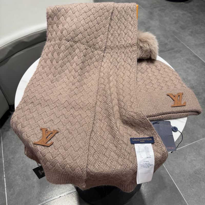LV scarf hat (340)
