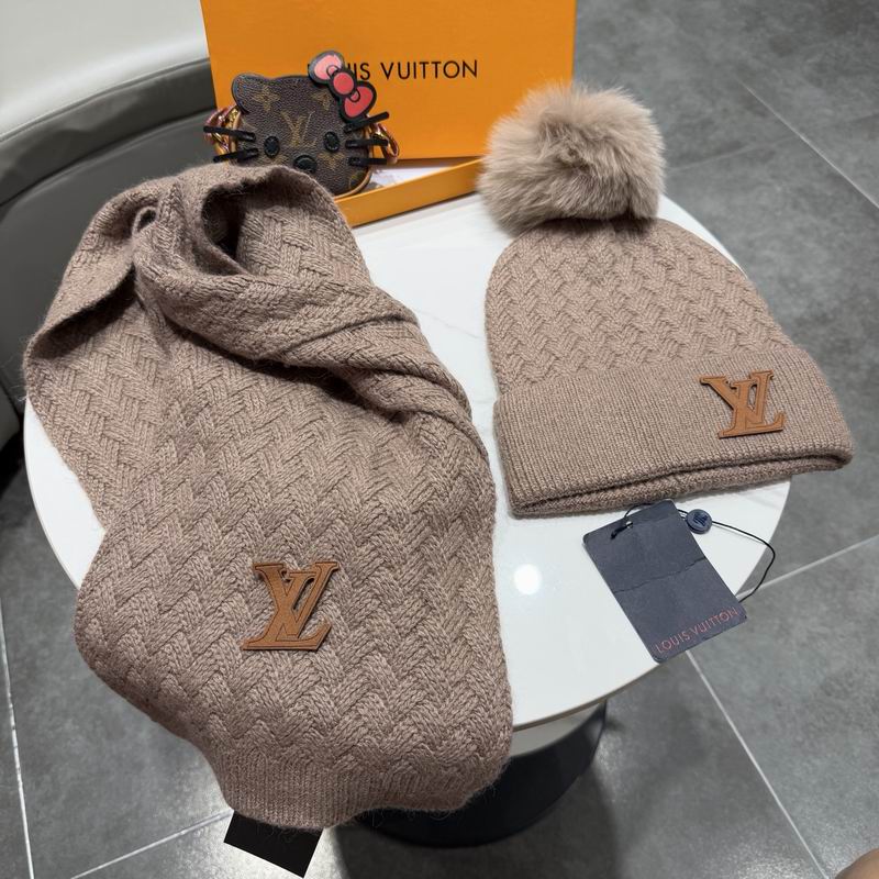 LV scarf hat (342)