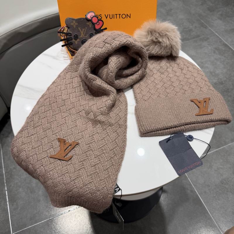 LV scarf hat (344)