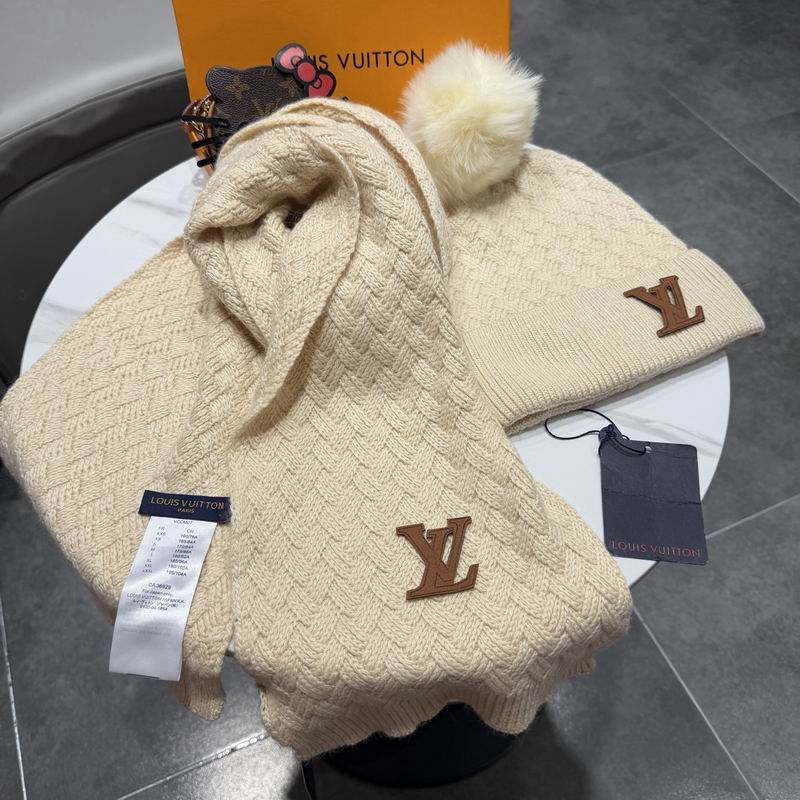 LV scarf hat (349)