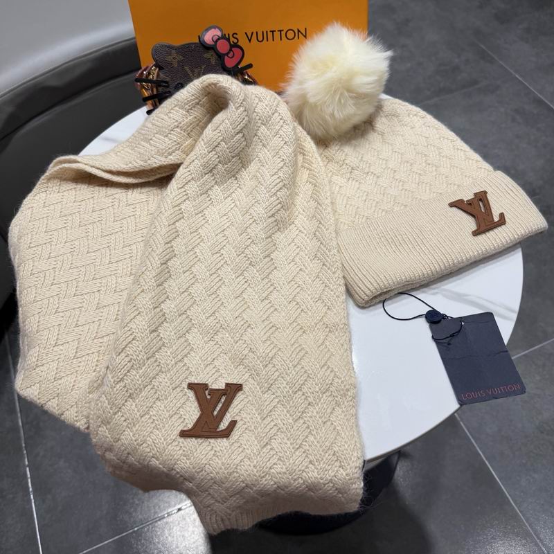 LV scarf hat (353)