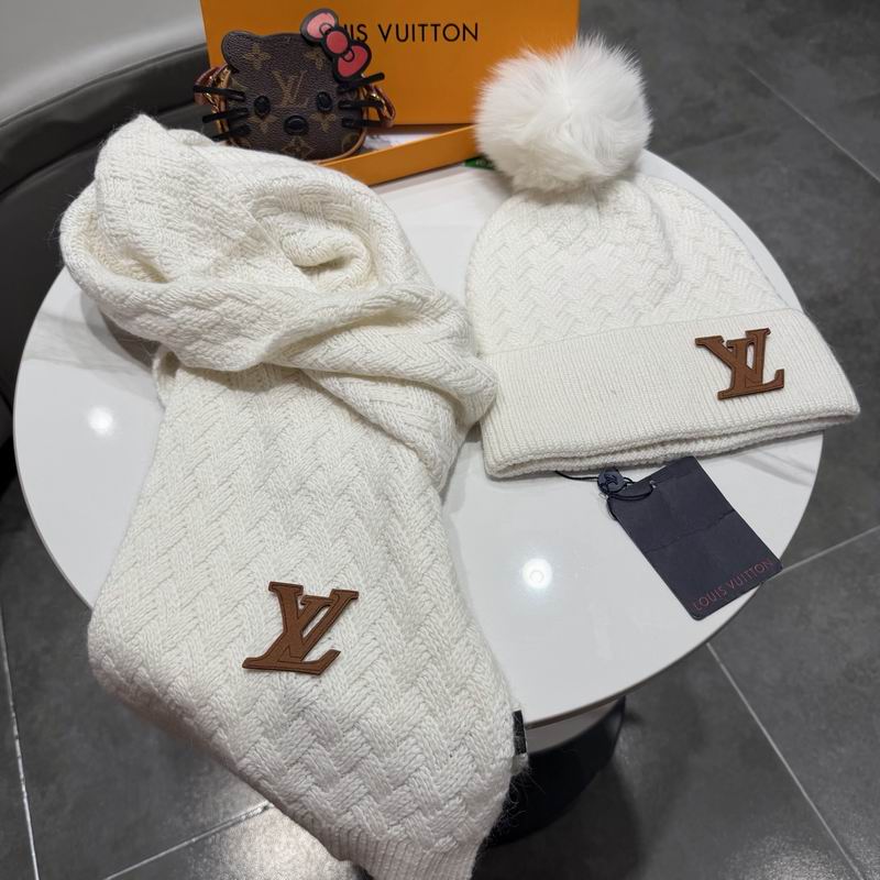 LV scarf hat (358)