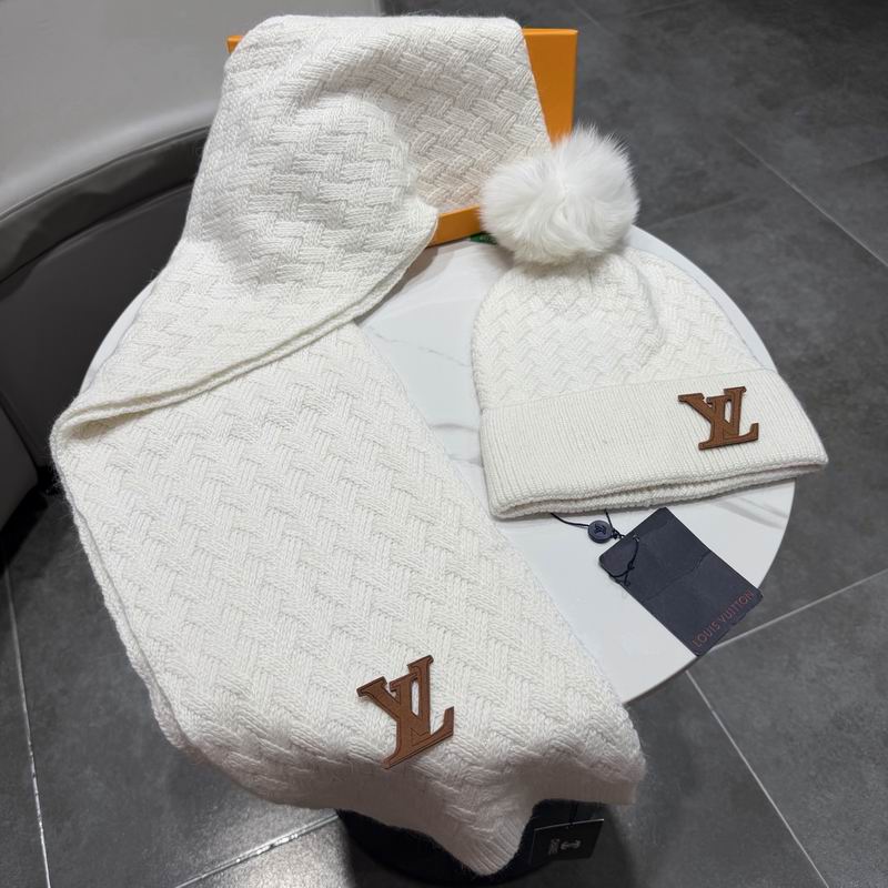 LV scarf hat (361)