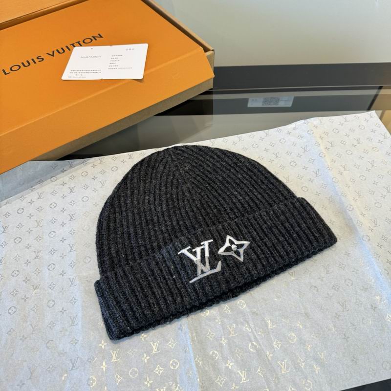 LV scarf hat (625)
