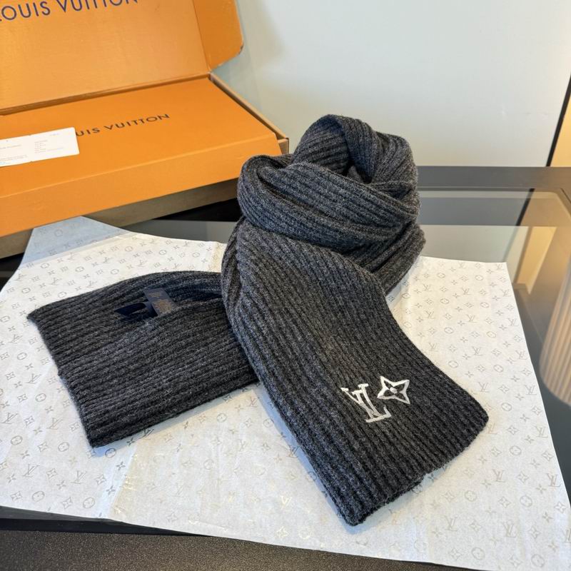 LV scarf hat (626)