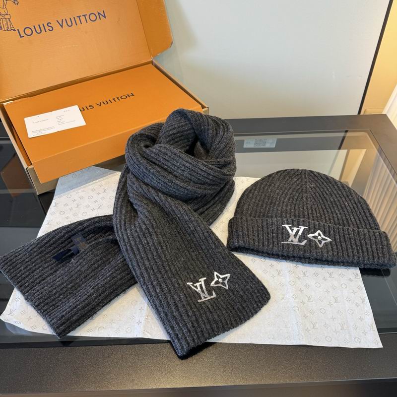 LV scarf hat (631)