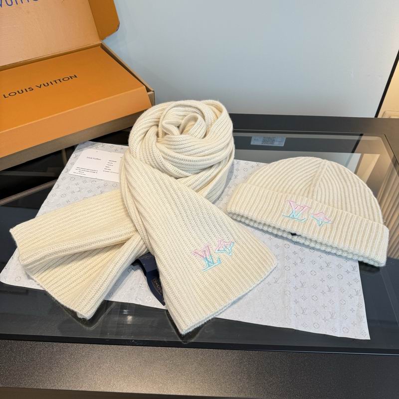 LV scarf hat (652)