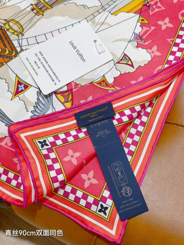 LV silk Scarf 90X90cm E03 (27)