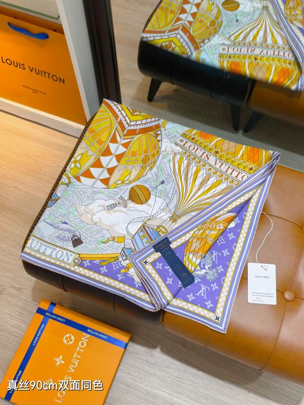 LV silk Scarf 90X90cm E03 (3)