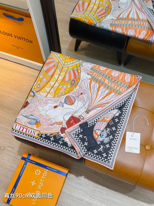 LV silk Scarf 90X90cm E03 (40)