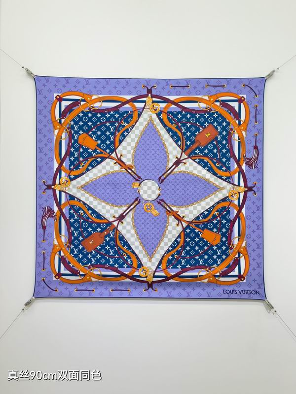 LV silk Scarf 90X90cm E06 (17)