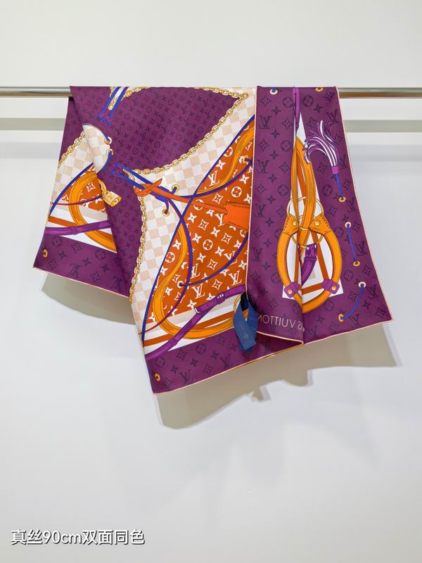 LV silk Scarf 90X90cm E06 (2)