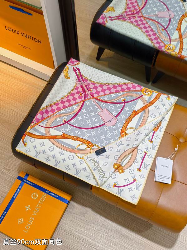 LV silk Scarf 90X90cm E06 (26)