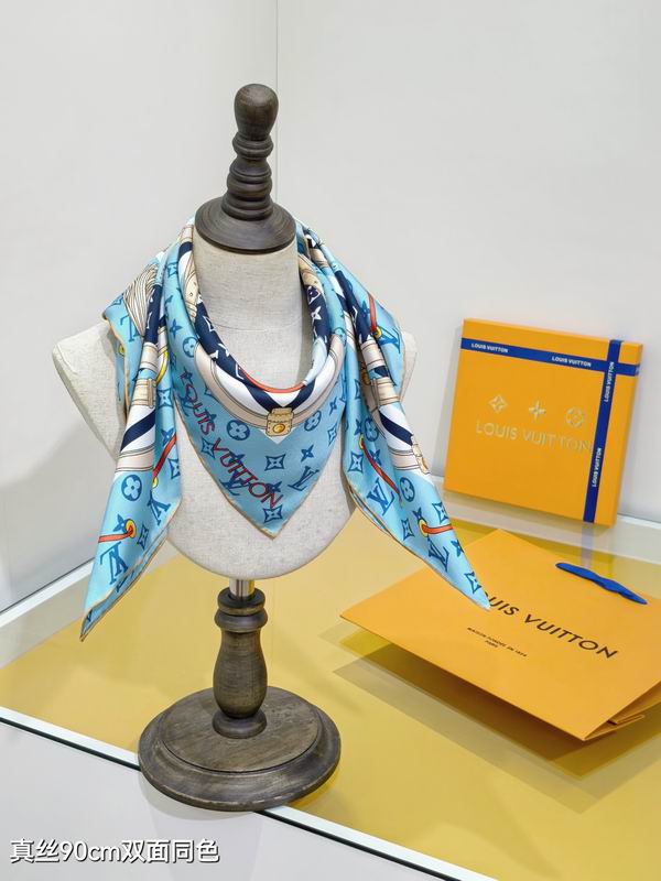 LV silk Scarf 90X90cm E06 (32)