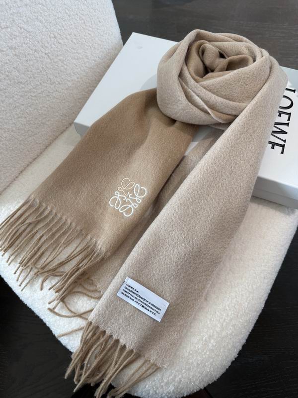 Loewe Scarf 35X180cm E27 (2)
