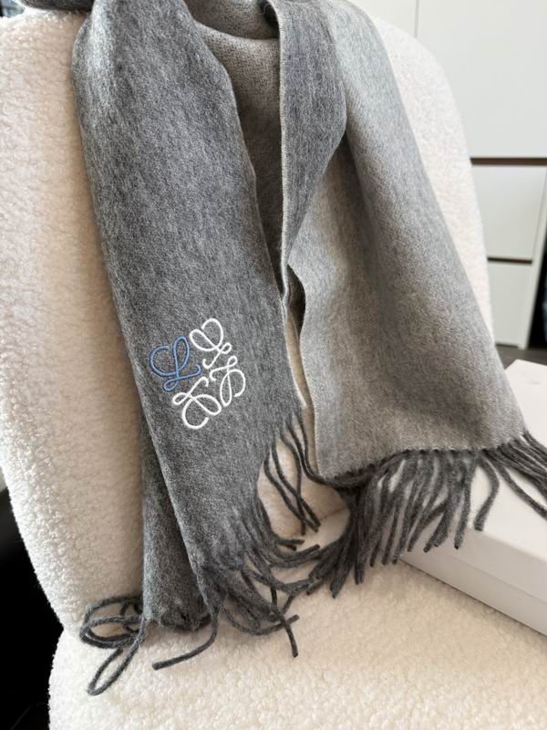 Loewe Scarf 35X180cm E27 (37)