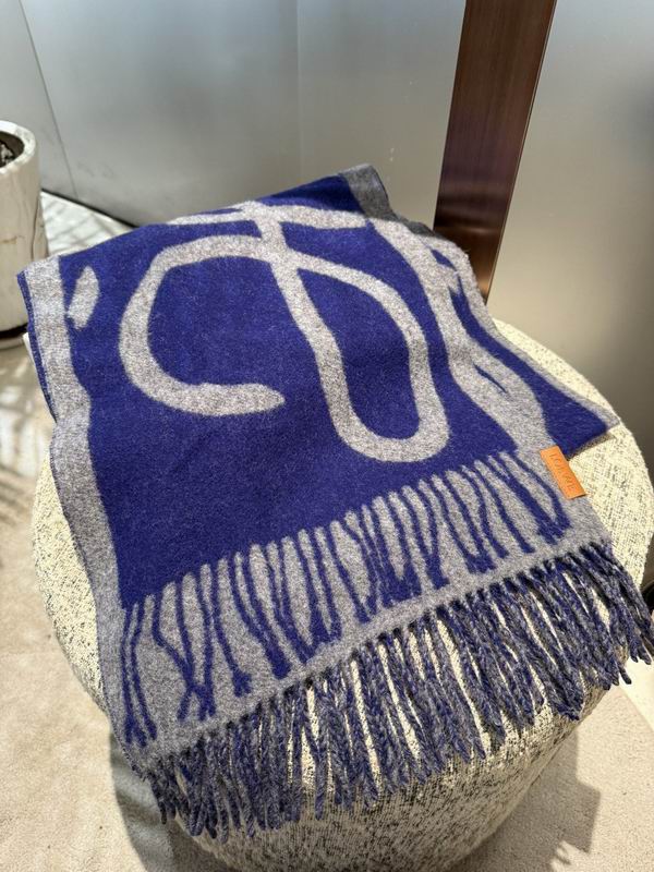 Loewe Scarf E31 (10)