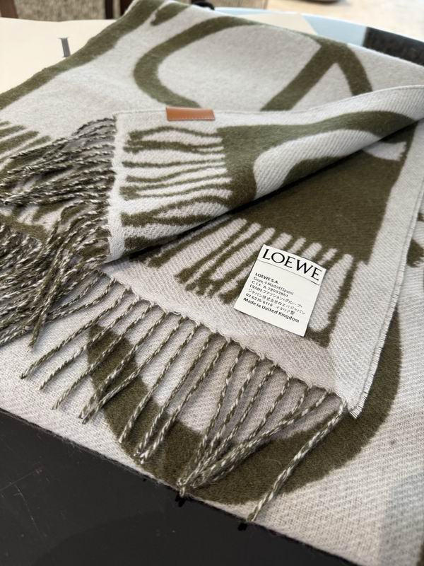Loewe Scarf E31 (16)