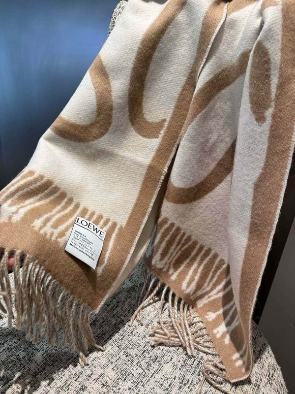 Loewe Scarf E31 (2)