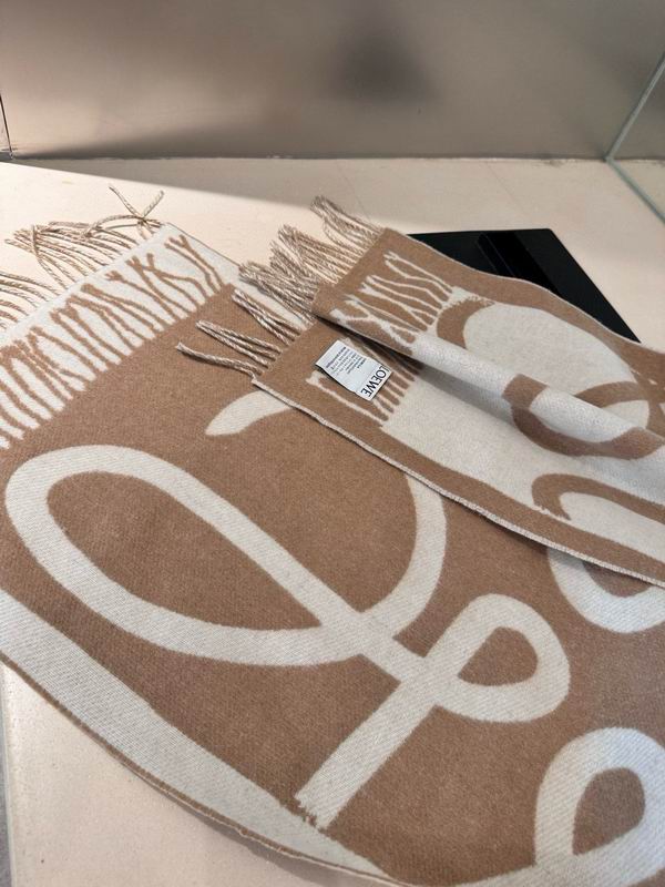 Loewe Scarf E31 (3)