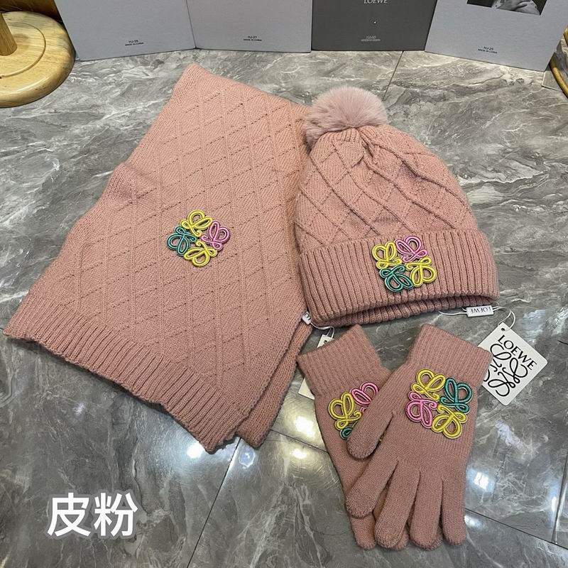 Loewe Scarf Hat Gloves hm (5)