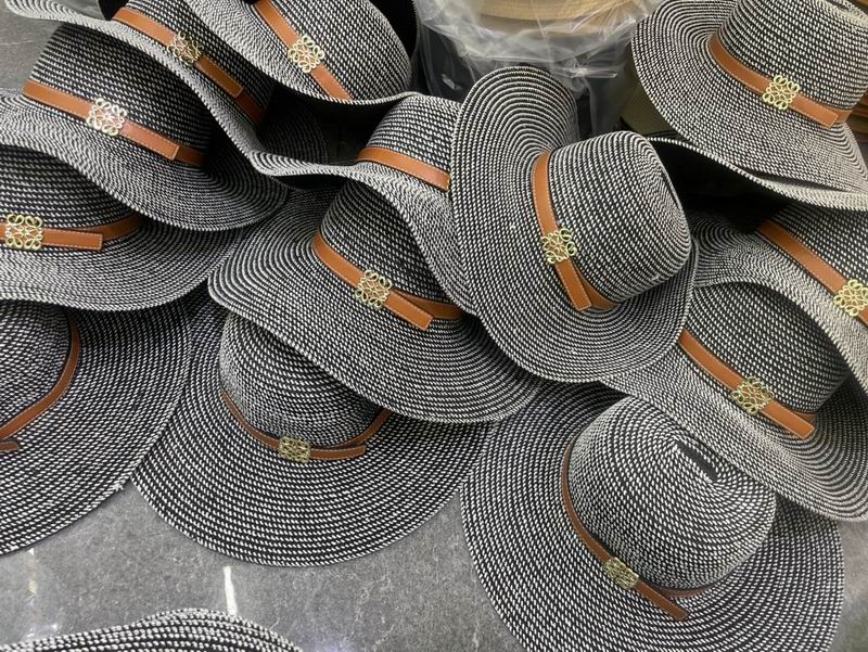 Loewe Top Hat dx (54)