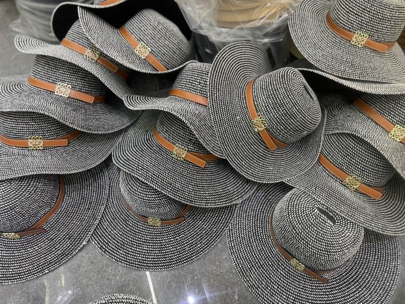 Loewe Top Hat dx (55)