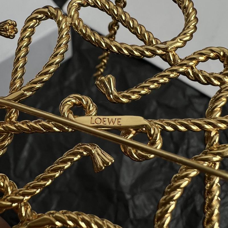 Loewe brooch 01yxx03 (12)