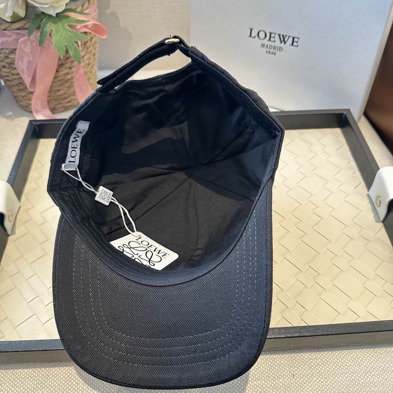 Loewe cap (580)