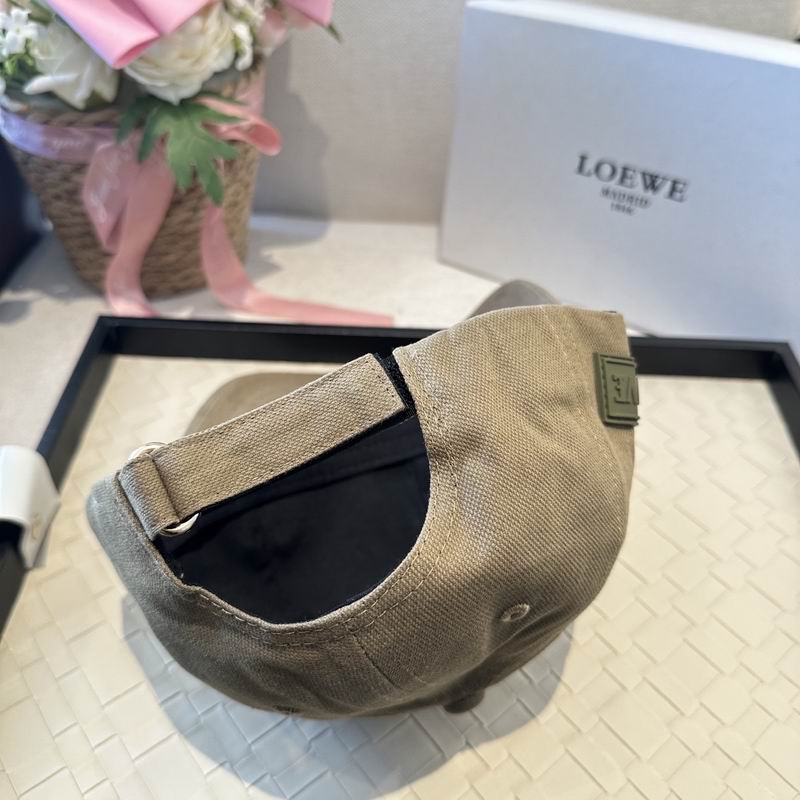 Loewe cap (590)