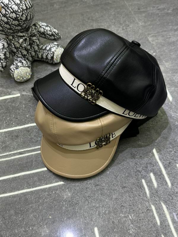 Loewe cap dx (163)