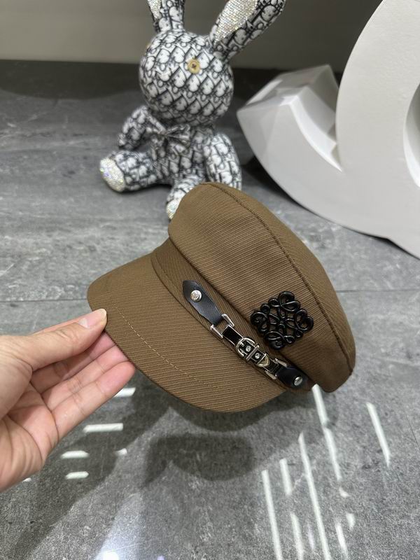 Loewe cap dx (210)