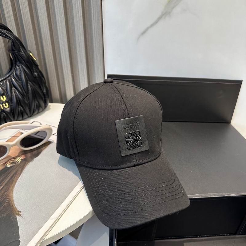 Loewe cap dx (255)