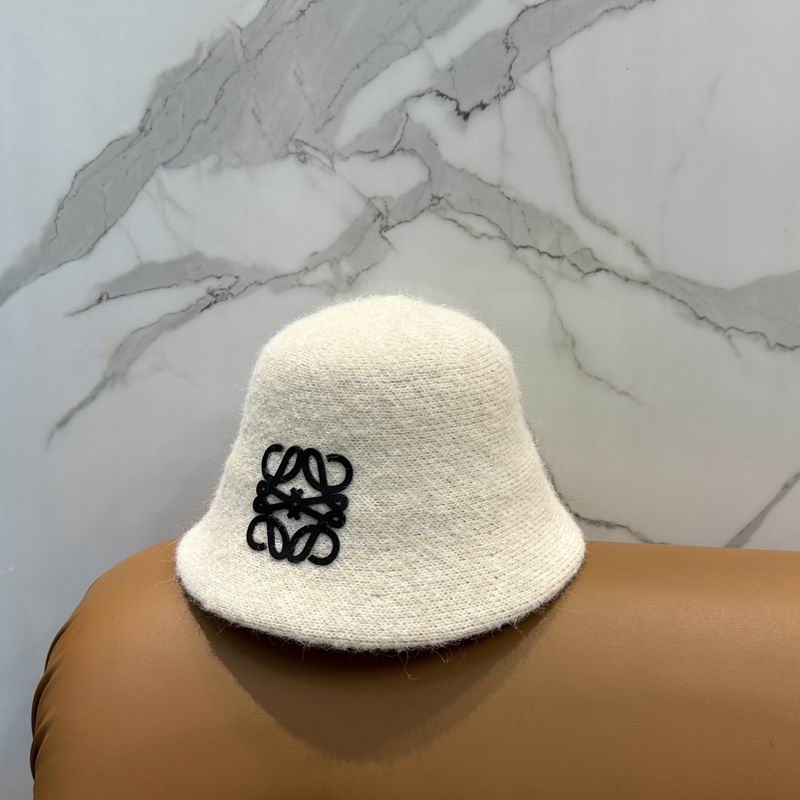 Loewe hat dx (566)