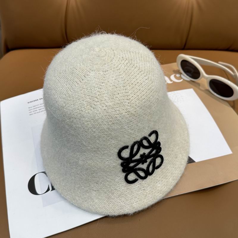 Loewe hat dx (568)
