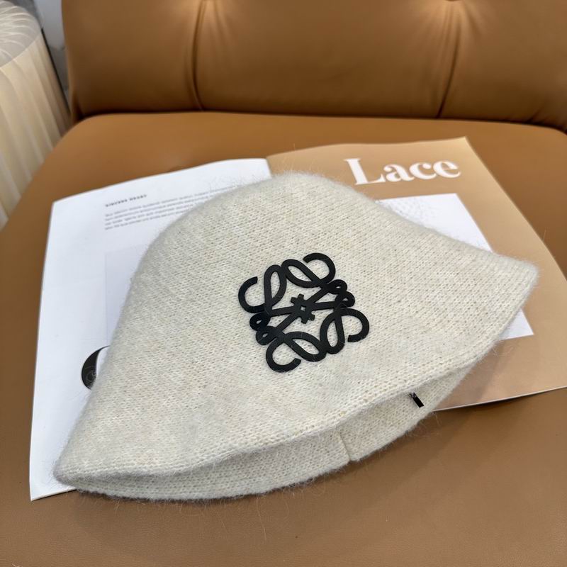 Loewe hat dx (569)